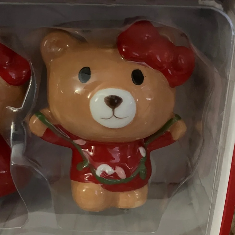 Bear-Themed Salt and Pepper Shaker Set - Red and Brown